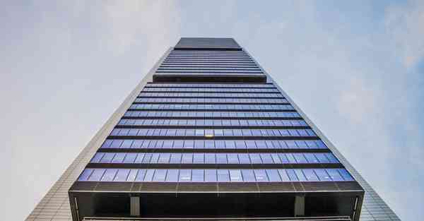 恋与制作人人物介绍图片_恋与制作人人物介绍