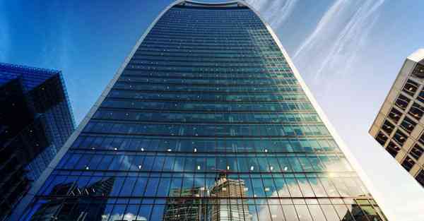 大型公共建筑工程一般指建筑面积