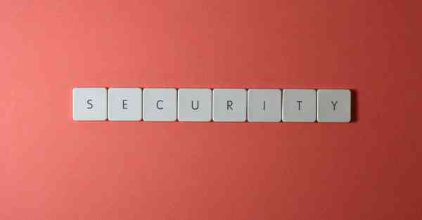 游戏手机买哪个品牌_游戏手机买哪个好点呢