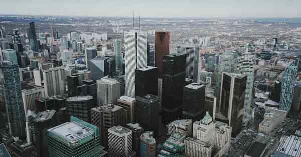 电影推荐国外治愈_电影推荐国产爱情校园