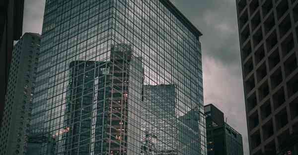 制作脱贫攻坚宣传片