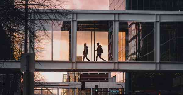 企业的三级安全教育是哪三级_企业的三级安全教育是哪三级答案